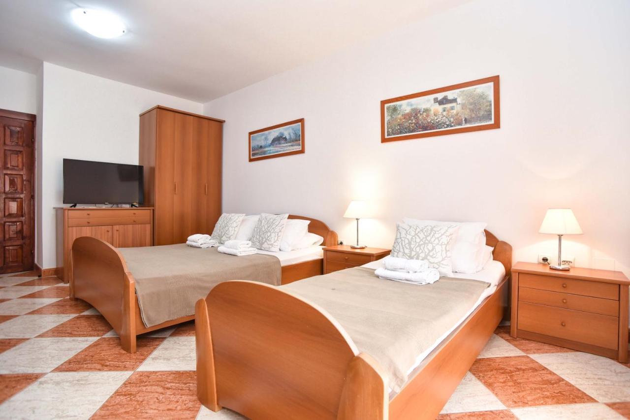 Apartments Adok Budva Exterior foto